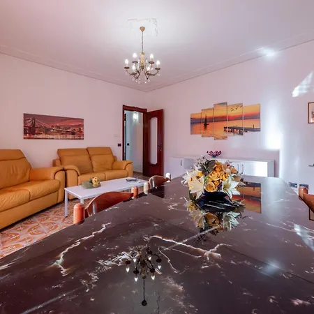 Adige Appartement *